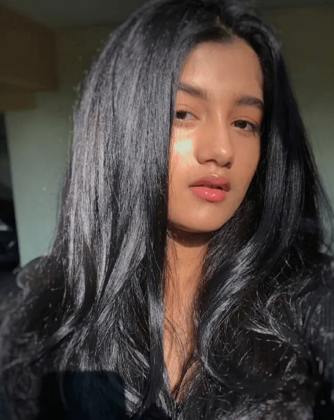 Ashlesha Thakur Lifestyle